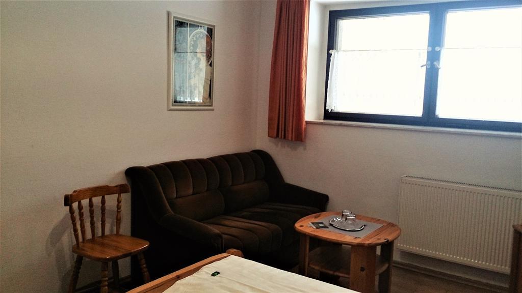 Waldhotel Zoebischhaus Bad Reiboldsgrün Exteriör bild